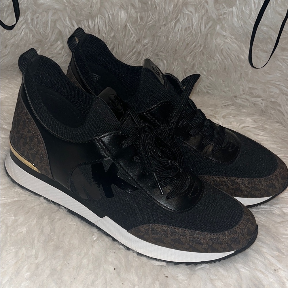 Michael Kors Jenkins Black and Brown Women's Sneakers Size 8.5 NWOB